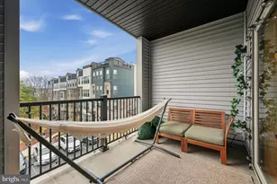 13506 Innovation Station Loop, Herndon, VA 20171 - Photo 5