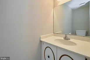 9634 Blincoe Ct, Burke, VA 22015 - Photo 17