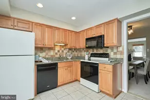 9634 Blincoe Ct, Burke, VA 22015 - Photo 13