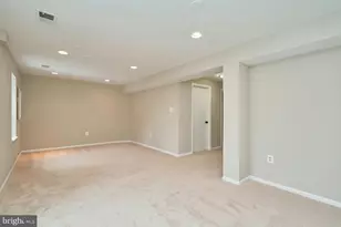 9634 Blincoe Ct, Burke, VA 22015 - Photo 31