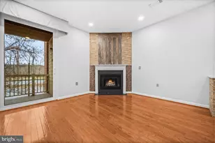 2111 Highcourt Ln, Herndon, VA 20170 - Photo 9