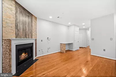 2111 Highcourt Lane #201, Herndon, VA 20170 - Photo 7