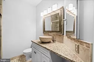 2111 Highcourt Ln, Herndon, VA 20170 - Photo 15