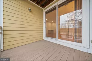 2111 Highcourt Ln, Herndon, VA 20170 - Photo 25