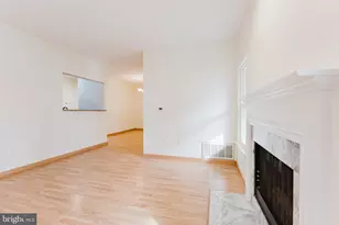 12016 Taliesin Pl, Reston, VA 20190 - Photo 17