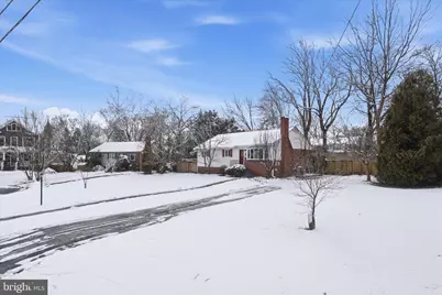 3908 Longstreet Court, Annandale, VA 22003 - Photo 3