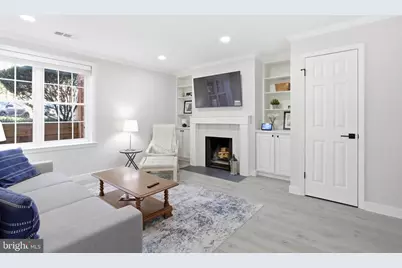 5981 First Landing Way #6, Burke, VA 22015 - Photo 9