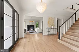 6811 Wemberly Way, McLean, VA 22101 - Photo 5