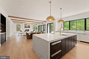 6811 Wemberly Way, McLean, VA 22101 - Photo 23