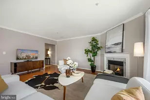 2495 Angeline Dr, Herndon, VA 20171 - Photo 9