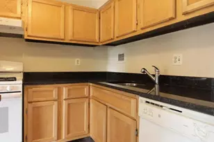 2624 Wagon Dr, Alexandria, VA 22303 - Photo 9