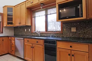 6872 Melrose Dr, McLean, VA 22101 - Photo 9