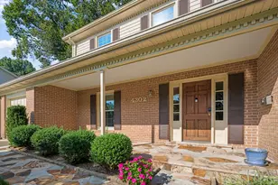 4302 Dahill Pl, Alexandria, VA 22312 - Photo 3