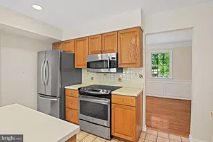 11311 Handlebar Rd, Reston, VA 20191 - Photo 27