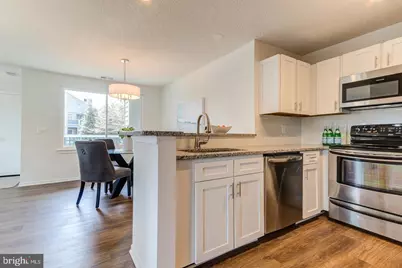 11707 Summerchase Circle, Reston, VA 20194 - Photo 9