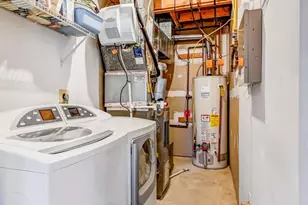 6618 Hunter Creek Ln, Alexandria, VA 22315 - Photo 41