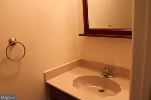 6210 Cottonwood St, McLean, VA 22101 - Photo 35