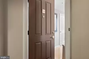 4480 Market Commons Dr, Fairfax, VA 22033 - Photo 5