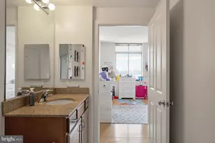 4480 Market Commons Dr, Fairfax, VA 22033 - Photo 25