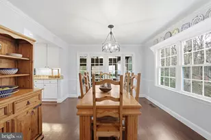 3214 Dominy Ct, Oakton, VA 22124 - Photo 11