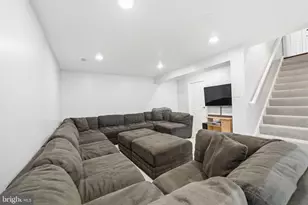 3214 Dominy Ct, Oakton, VA 22124 - Photo 23