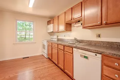 2658 Fanieul Hall Court, Herndon, VA 20171 - Photo 3