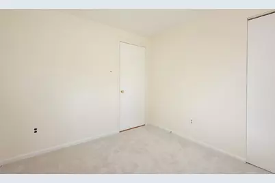 2658 Fanieul Hall Court, Herndon, VA 20171 - Photo 7