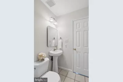14843 Leicester Court, Centreville, VA 20120 - Photo 23