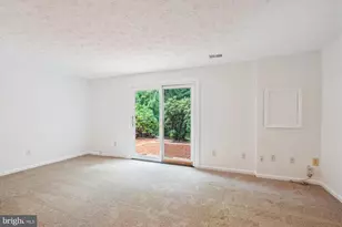 10921 Harpers Square Ct, Reston, VA 20191 - Photo 33