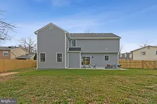 656 Stuart Ct, Herndon, VA 20170 - Photo 45