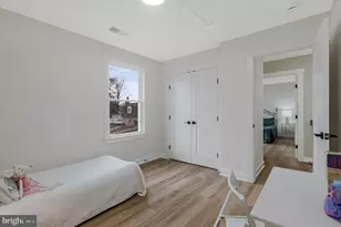 656 Stuart Ct, Herndon, VA 20170 - Photo 29