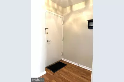 9733 Kings Crown Court #102, Fairfax, VA 22031 - Photo 13