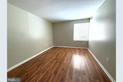 9733 Kings Crown Court #102, Fairfax, VA 22031 - Photo 7