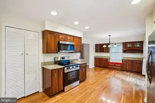 6808 Stoneybrooke Ln, Alexandria, VA 22306 - Photo 9