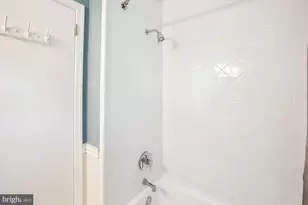 6808 Stoneybrooke Ln, Alexandria, VA 22306 - Photo 25