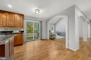 2067 Woodford Rd, Vienna, VA 22182 - Photo 19