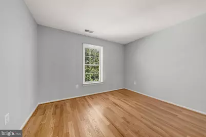 2067 Woodford Road, Vienna, VA 22182 - Photo 49