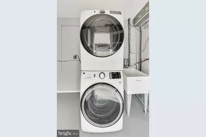 7402 Inzer Street, Springfield, VA 22151 - Photo 23