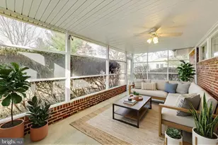 7402 Inzer St, Springfield, VA 22151 - Photo 25