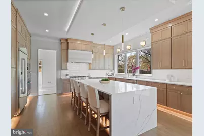 616 Gibson Circle SW, Vienna, VA 22180 - Photo 5