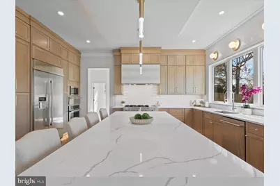 616 Gibson Circle SW, Vienna, VA 22180 - Photo 7