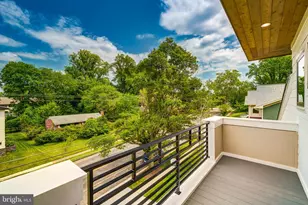 506 Kingsley Rd SW, Vienna, VA 22180 - Photo 7