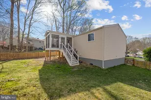 8463 Yellow Leaf Ct, Springfield, VA 22153 - Photo 37