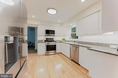 9010 Lake Braddock Drive, Burke, VA 22015 - Photo 21