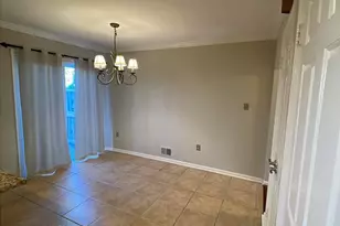 7304 Mallory Cir, Alexandria, VA 22315 - Photo 11