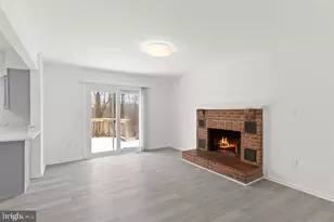 6129 Franconia Station Ln, Alexandria, VA 22310 - Photo 5