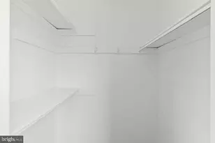 6129 Franconia Station Ln, Alexandria, VA 22310 - Photo 21