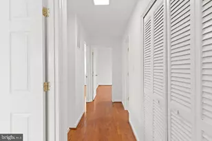 6129 Franconia Station Ln, Alexandria, VA 22310 - Photo 33