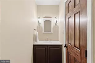 5605 Smoke Rise Ln, Fairfax Station, VA 22039 - Photo 23