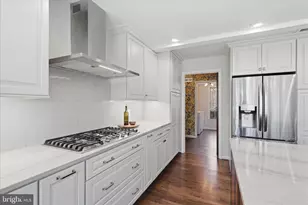 5605 Smoke Rise Ln, Fairfax Station, VA 22039 - Photo 7